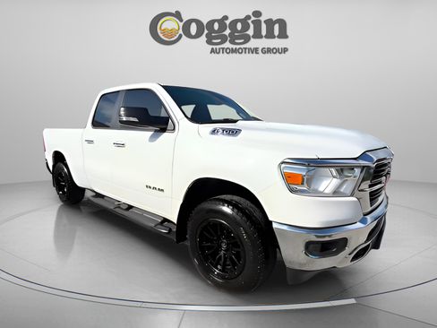 Used 2019 RAM 1500 Big Horn image 9
