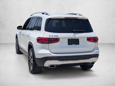 Used 2026 Mercedes-Benz GLB 250 image 8