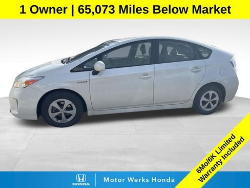 Used 2012 Toyota Prius Three image 1
