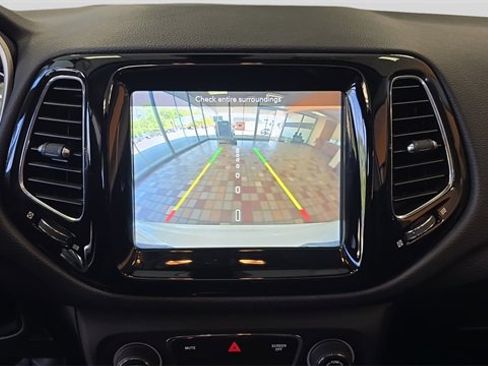 Used 2019 Jeep Compass Limited image 22