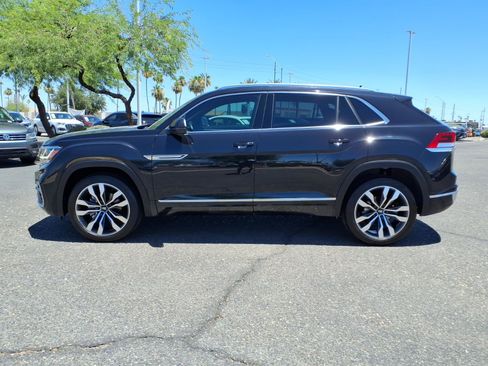 Certified 2023 Volkswagen Atlas Cross Sport SEL Premium R-Line AWD/4WD image 7