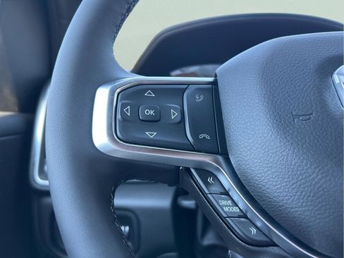 New 2026 RAM 1500 4x4 Crew Cab image 16