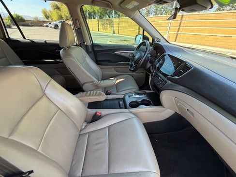 Used 2021 Honda Pilot EX-L image 11