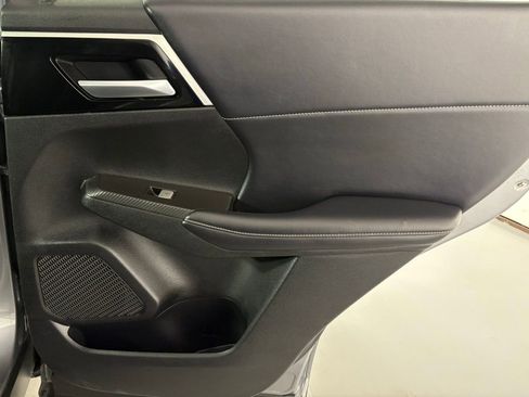 Used 2024 Mitsubishi Outlander SE image 41