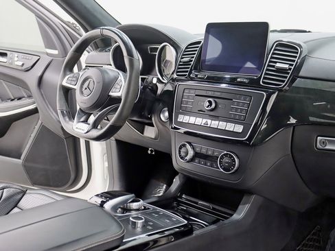 Used 2017 Mercedes-Benz GLS 63 AMG 4MATIC image 42