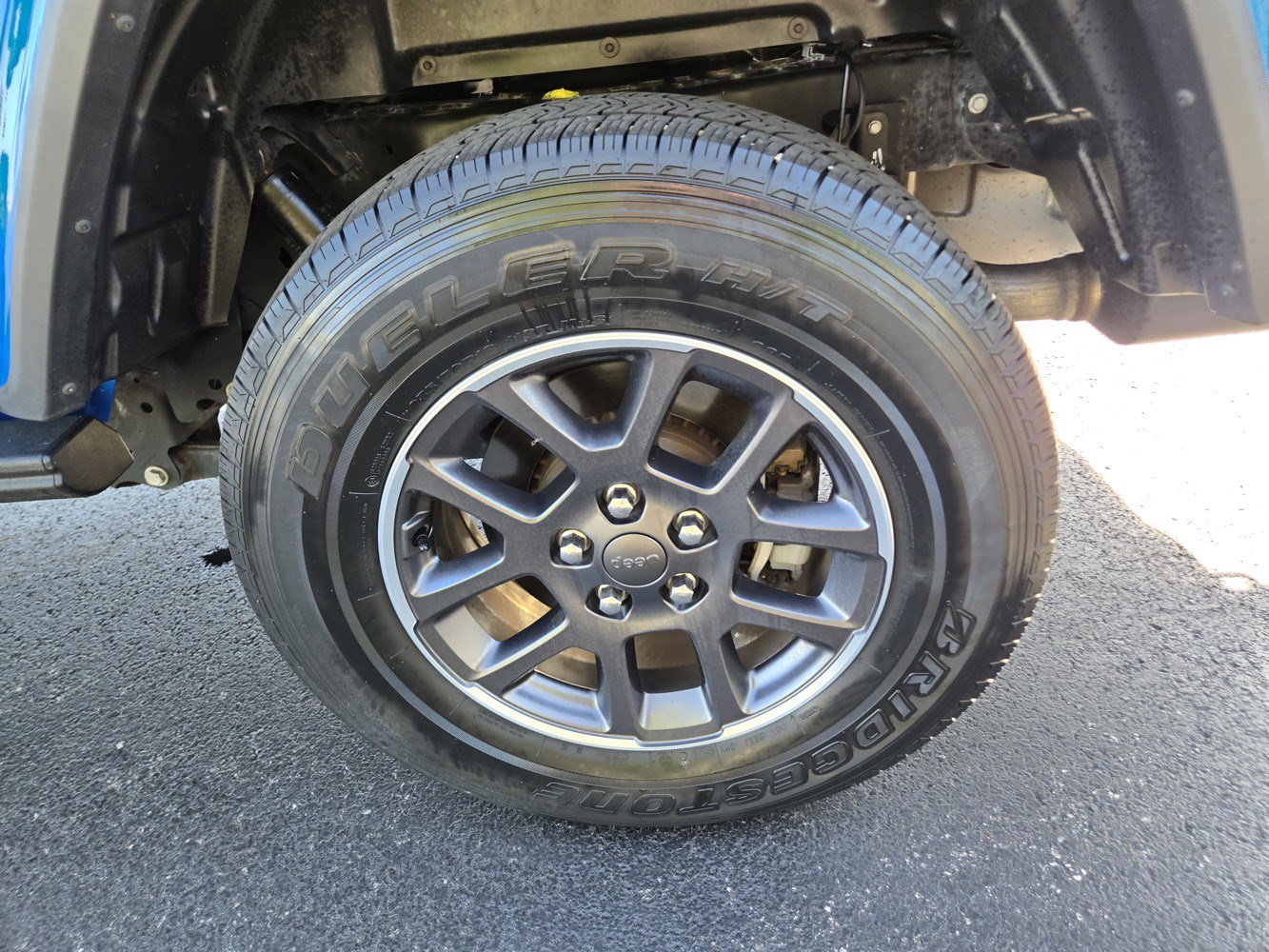 Used 2020 Jeep Gladiator Overland AWD/4WD image 45