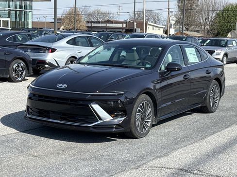 New 2026 Hyundai Sonata SEL FWD image 16