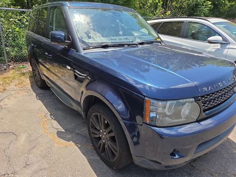 Used 2012 Land Rover Range Rover Sport HSE AWD/4WD image 6