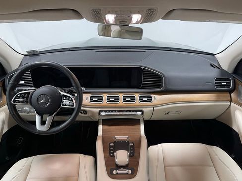 Used 2022 Mercedes-Benz GLS 450 4MATIC image 31