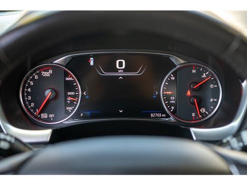 Used 2022 Chevrolet Traverse Premier w/ Redline Edition FWD image 9