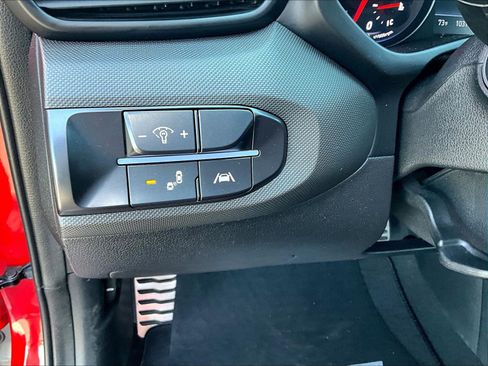 Used 2022 Hyundai Veloster N FWD image 34