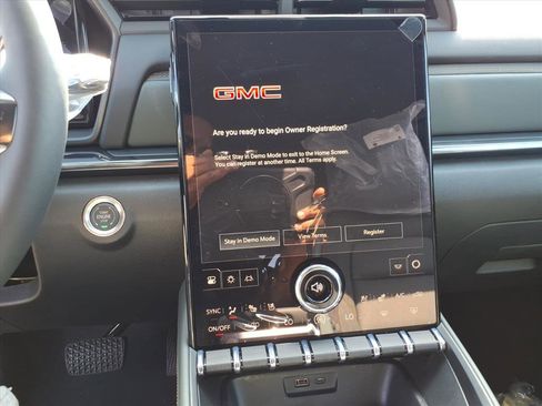 New 2026 GMC Terrain AT4 w/ Convenience Package III image 19