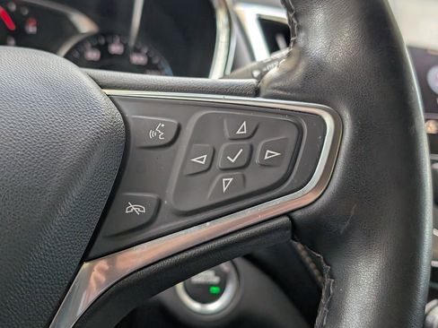 Used 2024 Chevrolet Equinox Premier image 22