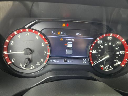 Used 2021 Nissan Titan PRO-4X w/ Pro-4x Convenience Package AWD/4WD image 17