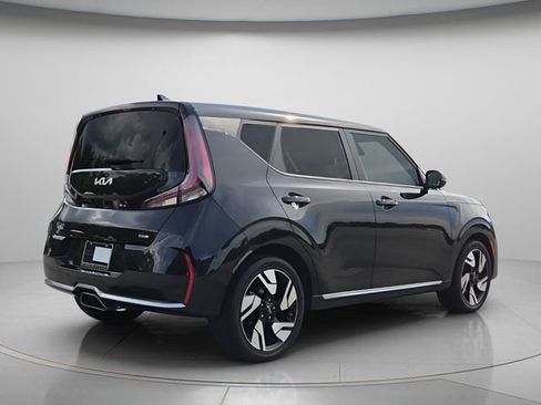 Used 2024 Kia Soul GT-Line FWD image 7