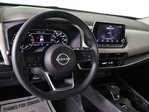 Used 2023 Nissan Rogue SV AWD/4WD image 22