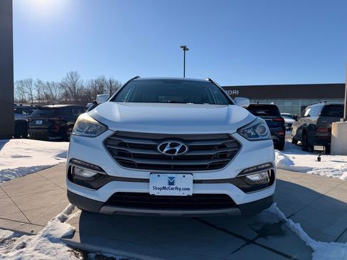 Used 2017 Hyundai Santa Fe Sport image 8