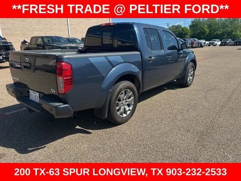 Used 2020 Nissan Frontier SV image 23