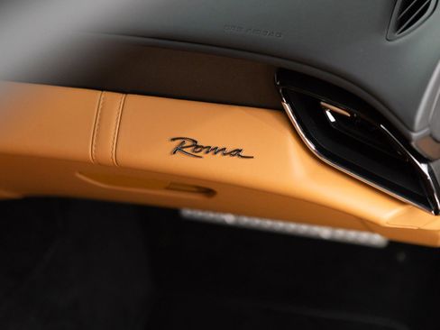 Used 2023 Ferrari Roma image 85