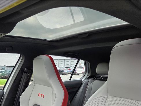 Used 2023 Volkswagen GTI SE w/ SE Leather Package FWD image 27