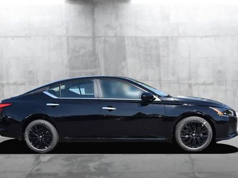 New 2025 Nissan Altima 2.5 SV w/ SV Special Edition Package image 5