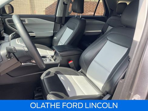 Certified 2023 Ford Explorer XLT w/ Equipment Group 202A AWD/4WD image 11