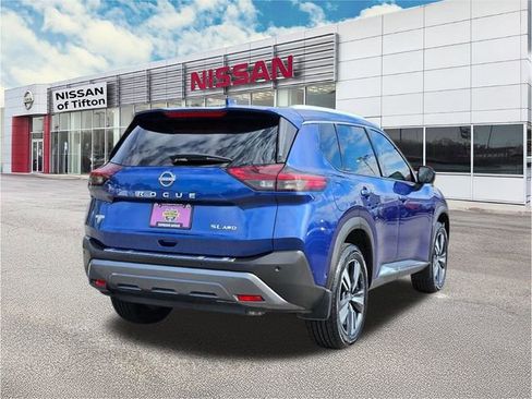 Used 2023 Nissan Rogue SL w/ SL Premium Package image 7