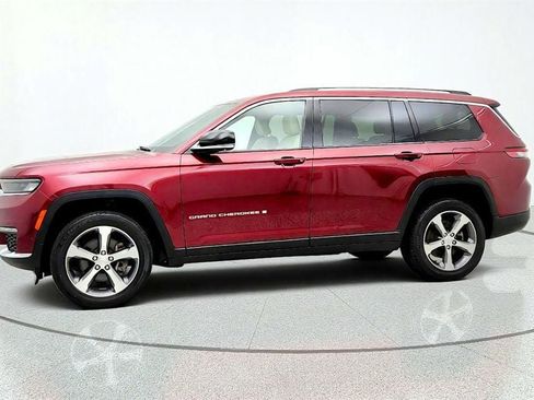 Used 2023 Jeep Grand Cherokee L Limited w/ Luxury Tech Group II AWD/4WD image 8