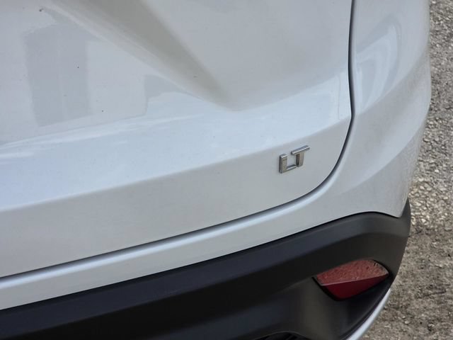 Used 2025 Chevrolet Trax LT FWD image 9