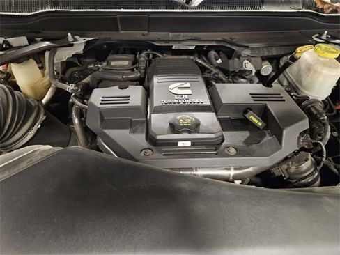 Used 2021 RAM 5500 Tradesman w/ Chrome Appearance Group image 25