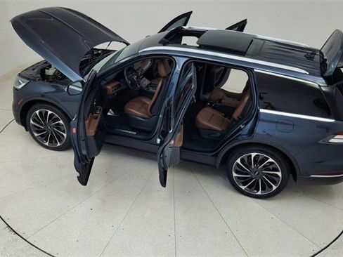 Used 2024 Lincoln Aviator Reserve w/ Equipment Group 201A image 89