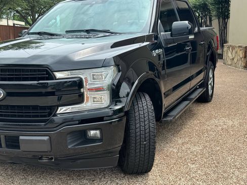 Used 2018 Ford F150 Lariat w/ Equipment Group 502A Luxury AWD/4WD image 3