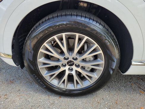 Used 2026 Genesis GV80 2.5T image 15