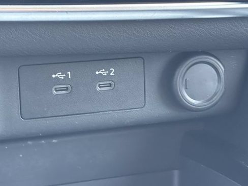Used 2026 Nissan Rogue S FWD image 15