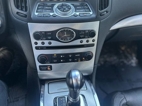 Used 2014 INFINITI Q60 Convertible w/ Premium Package image 33