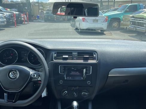 Used 2018 Volkswagen Jetta S image 10