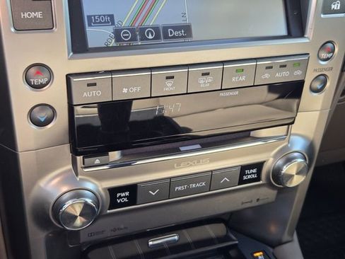 Used 2020 Lexus GX 460 Premium w/ Premium Package image 26