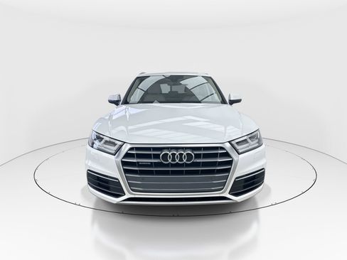 Used 2018 Audi Q5 2.0T Premium Plus w/ Premium Plus Package image 3