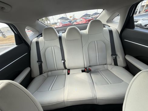 Used 2023 Hyundai Sonata SE image 14