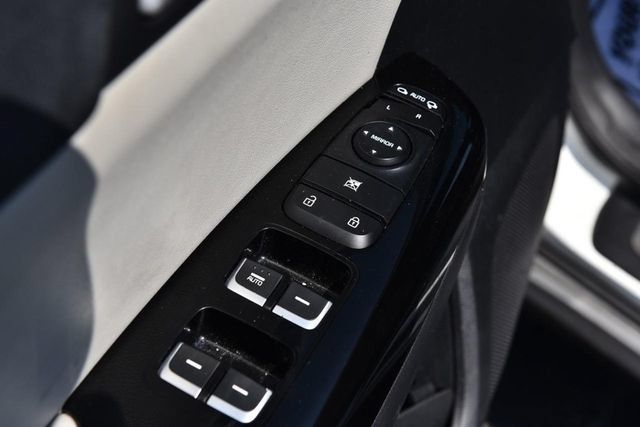 Used 2018 Kia Sportage EX w/ EX Sport Appearance Package FWD image 8