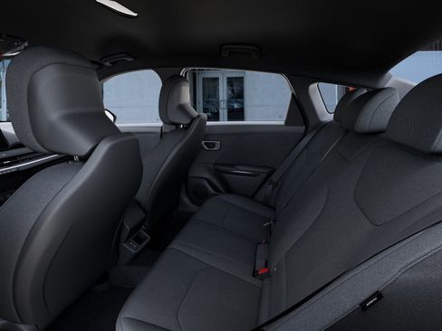 New 2026 Kia K4 FWD image 18