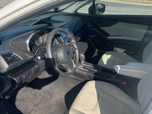 Used 2018 Subaru Impreza 2.0i Premium w/ Popular Package #2 image 10