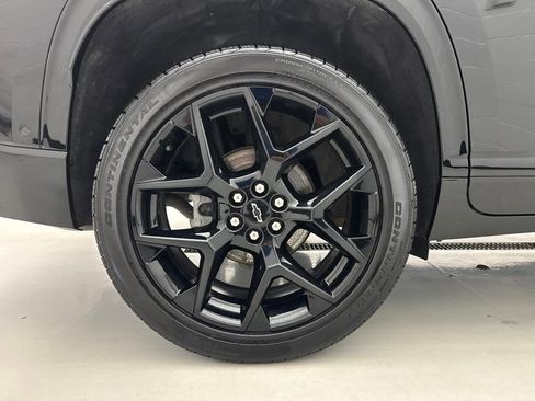 Used 2024 Chevrolet Traverse RS AWD/4WD image 11