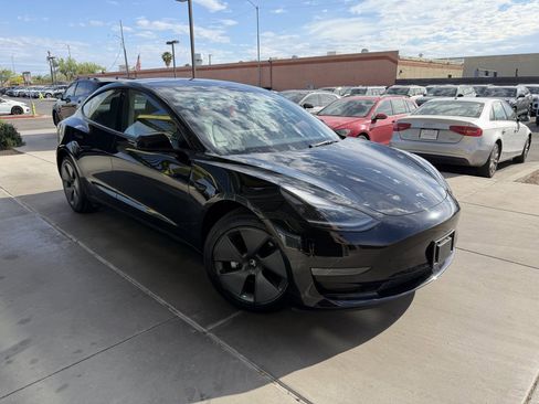 Used 2022 Tesla Model 3 image 6