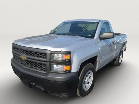 Used 2014 Chevrolet Silverado 1500 W/T RWD image 2