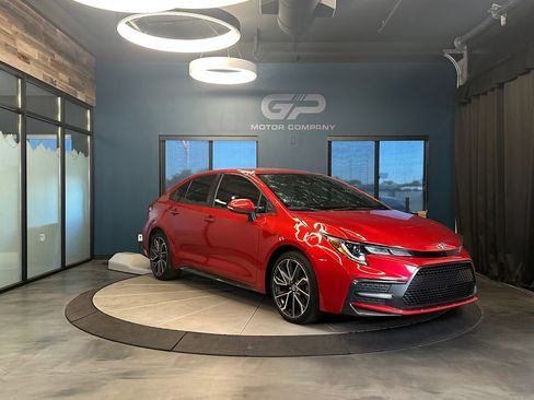 Used 2021 Toyota Corolla SE w/ Carpet Mat Package (TMS) FWD image 1