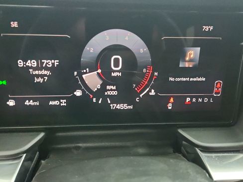 Used 2025 GMC Terrain Elevation AWD/4WD image 21