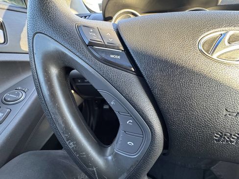 Used 2011 Hyundai Sonata GLS image 15