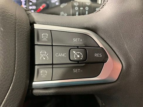 Used 2023 Jeep Compass Limited AWD/4WD image 18