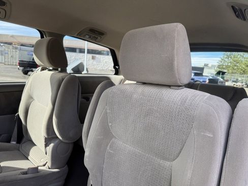 Used 2007 Toyota Sienna LE image 15